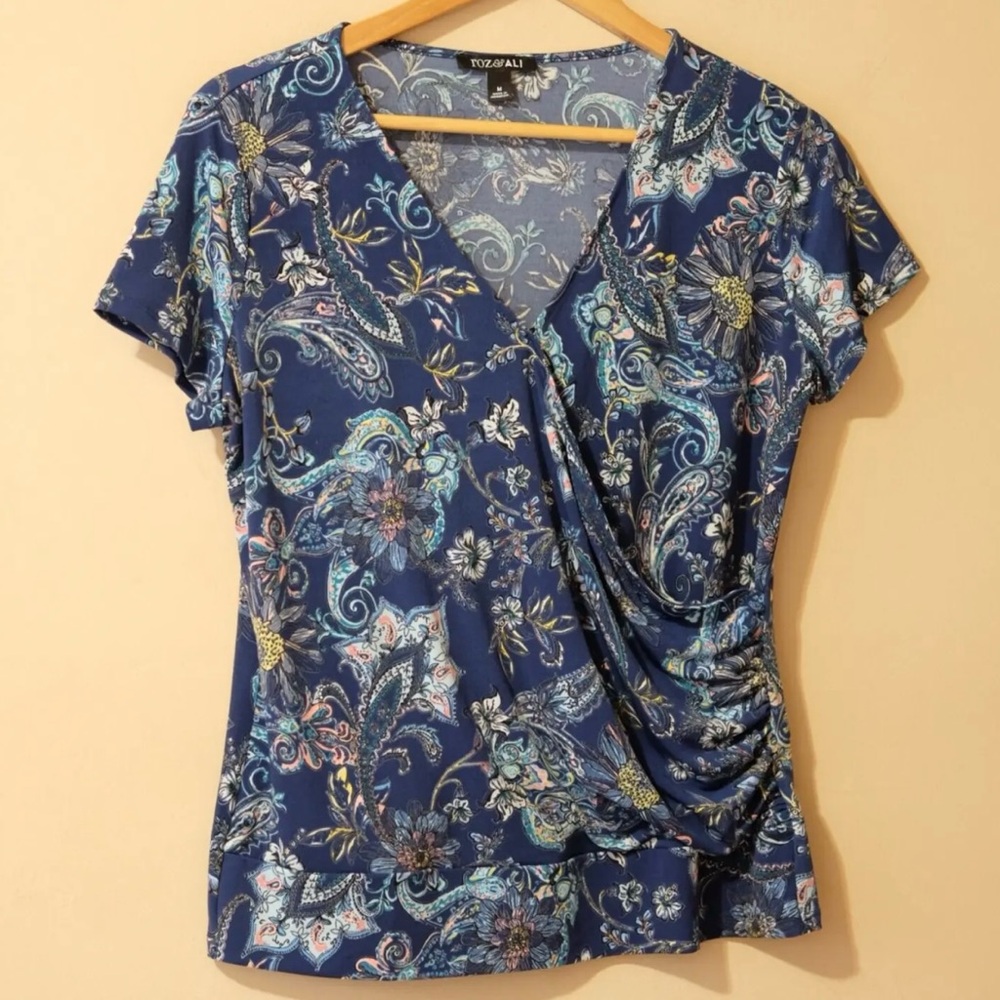 Roz & Ali Size 2X Floral Wrap Front Top